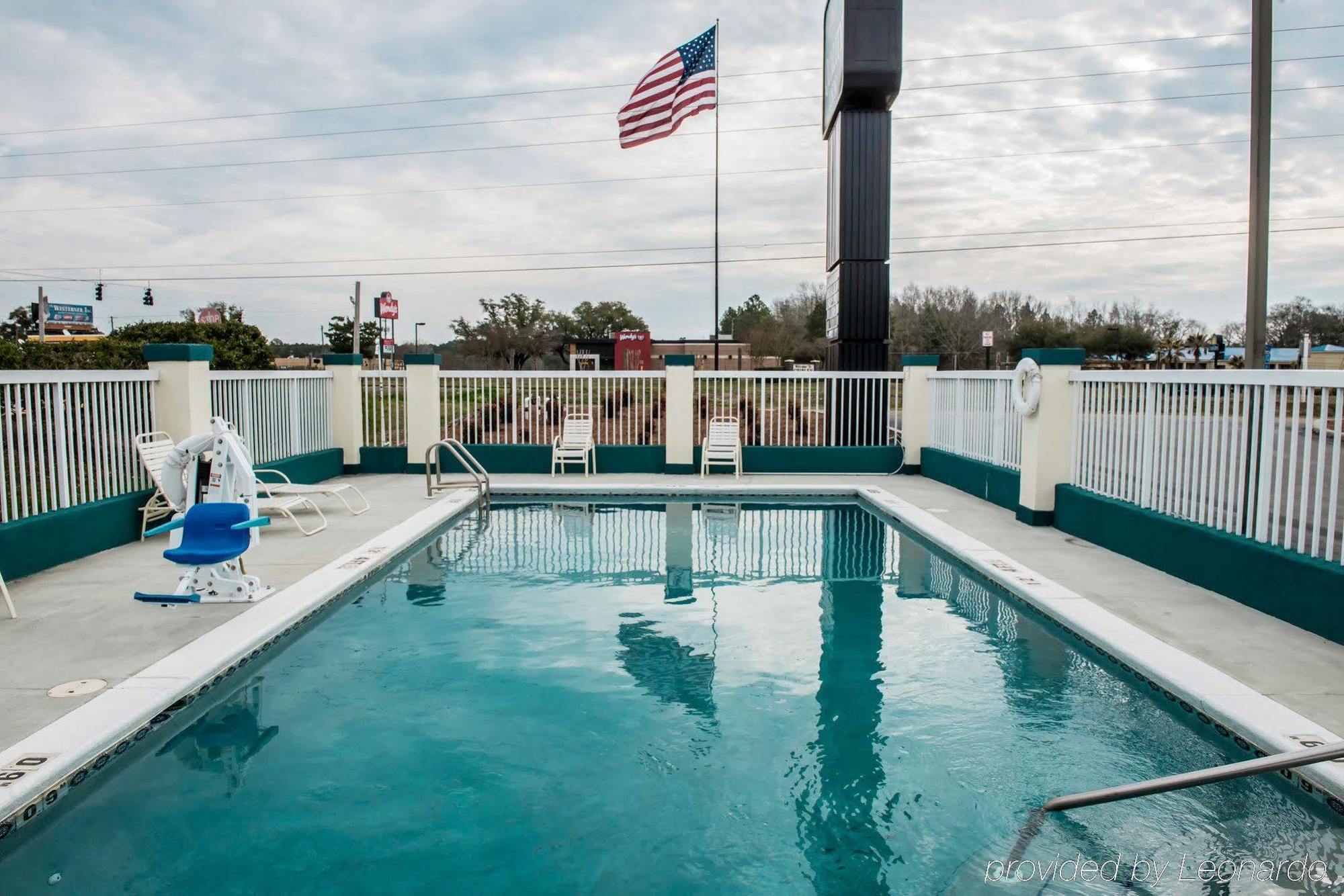 Quality Inn Chipley I-10 At Exit 120 Kültér fotó